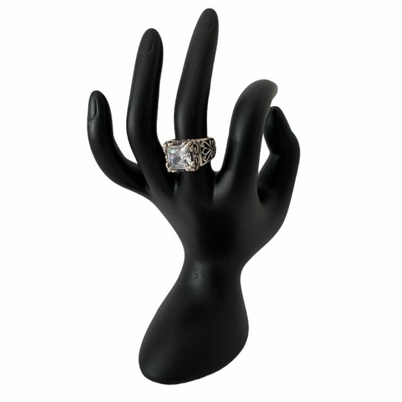 Silpada Sterling Silver CZ Uptown Ring Size 7 - Picture 10 of 10